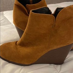 Suede Ankle Boots Caramel color. Size 9. Wedge heel size 9.